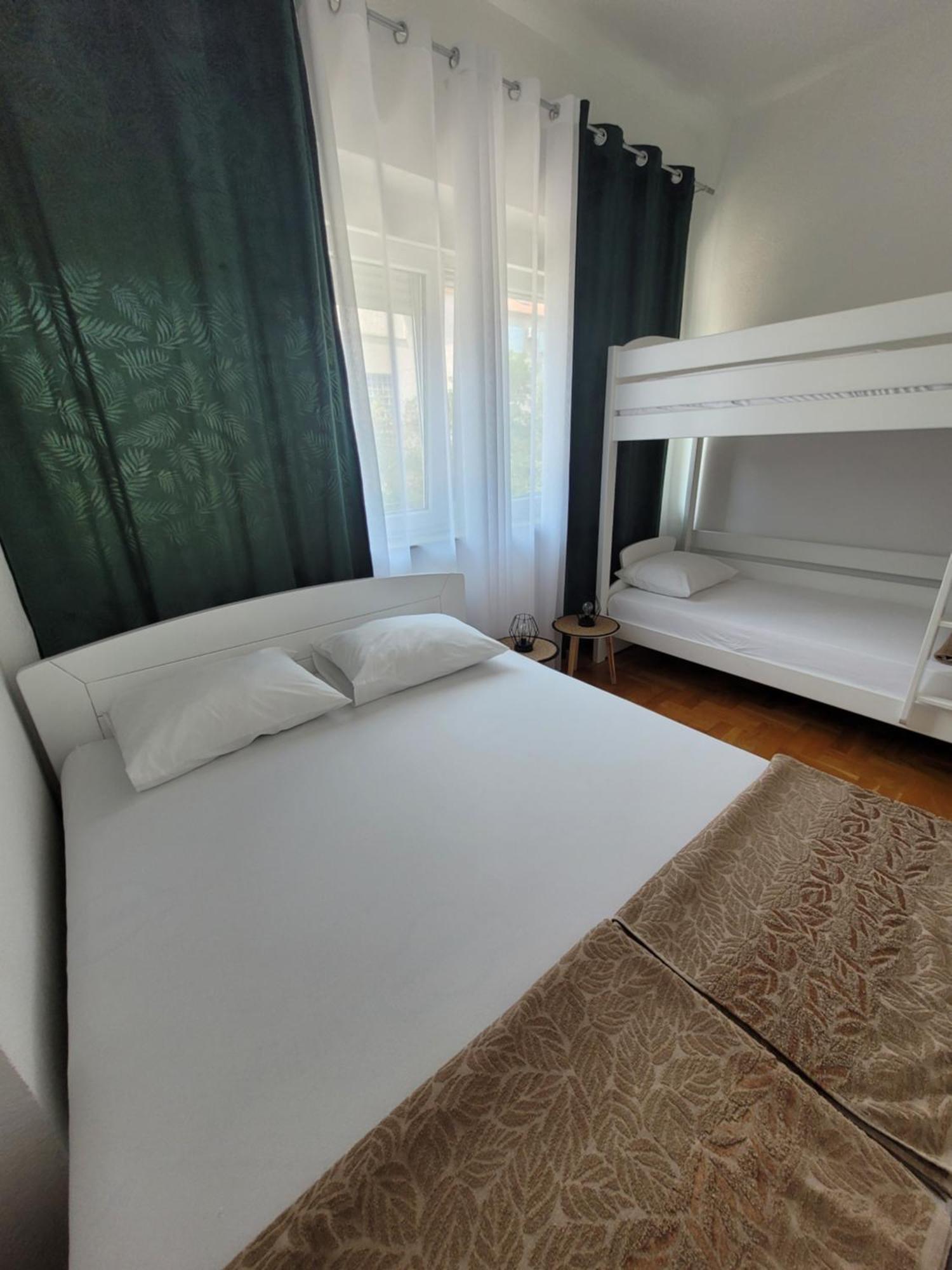 טרביניה Apartman Natasa מראה חיצוני תמונה
